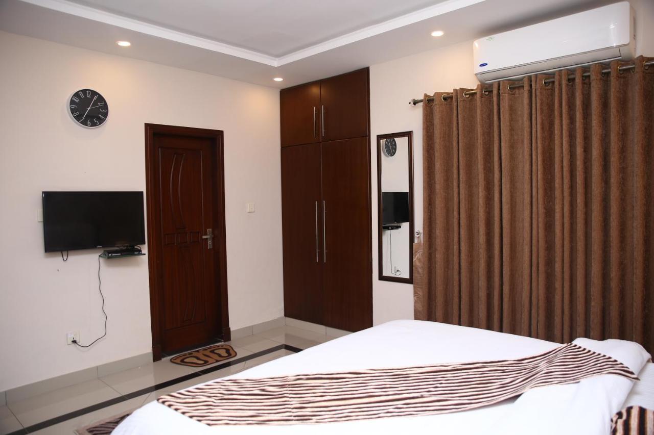 Safari Club 3 Bahria Town Hotel Rawalpindi Exterior foto